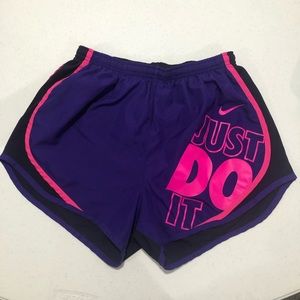 Nike athletic shorts size M